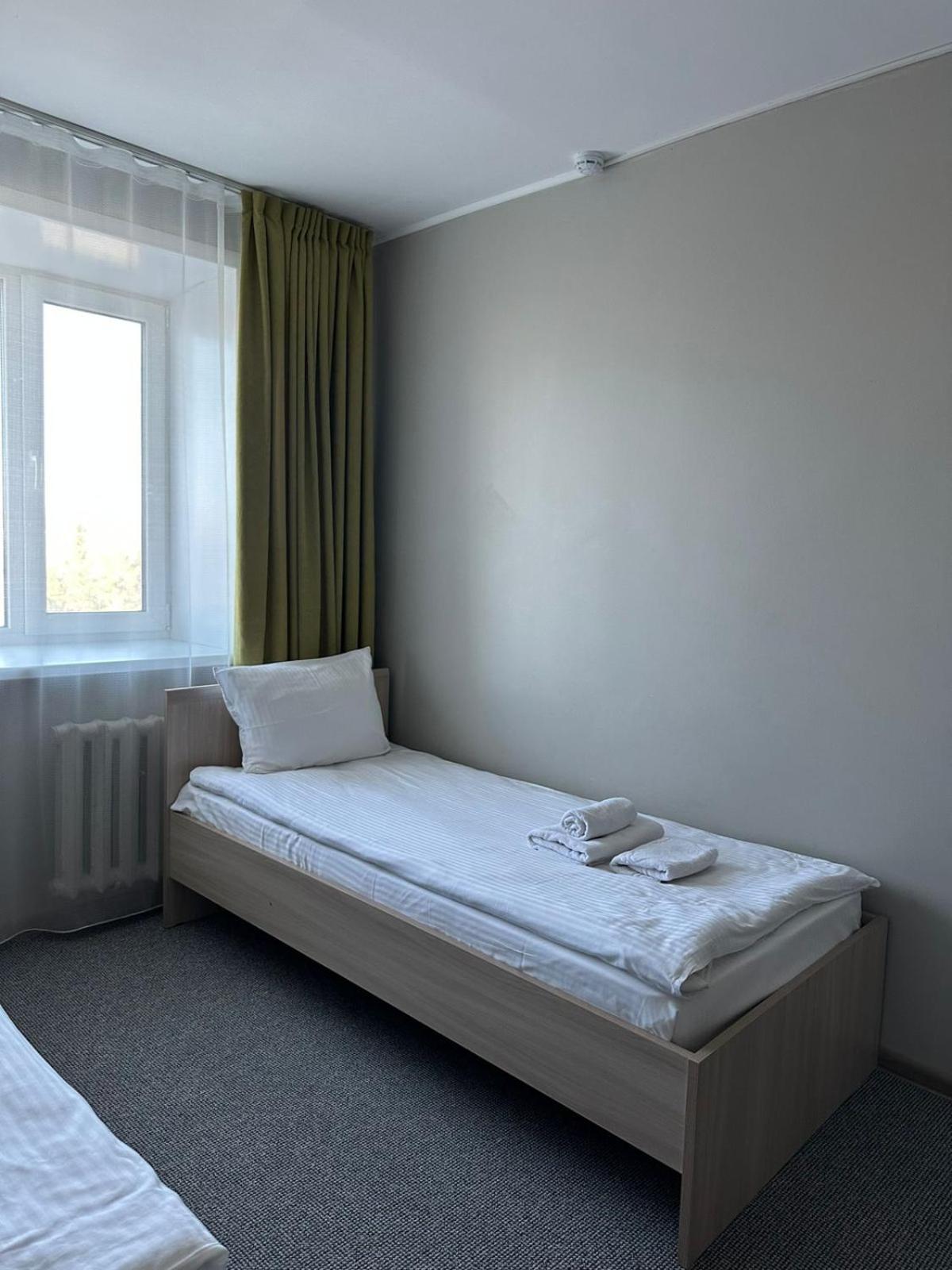 Гостиница Kokshe Inn Kokshetau Bagian luar foto