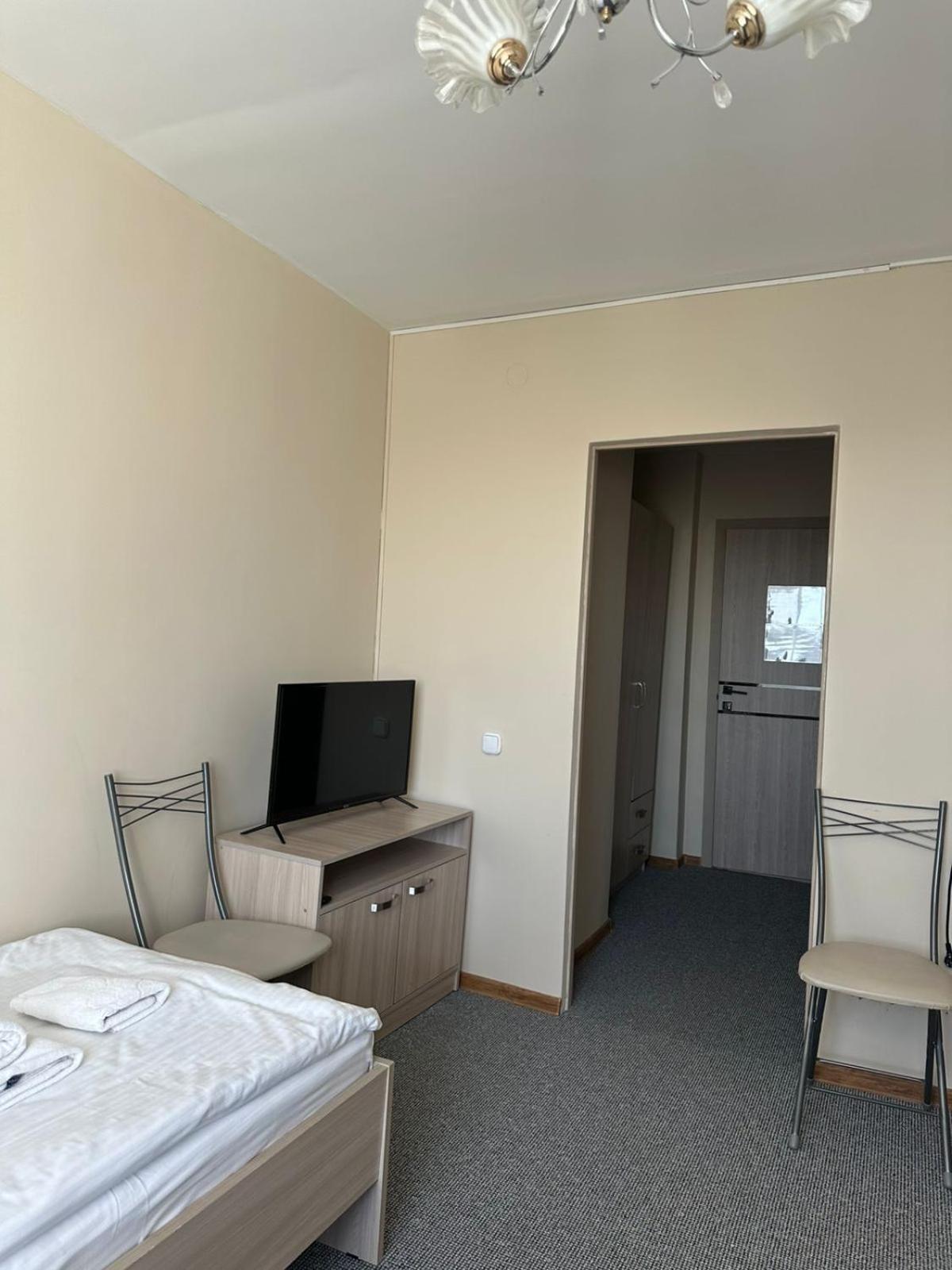 Гостиница Kokshe Inn Kokshetau Bagian luar foto